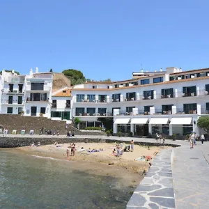 Playa Sol Кадакес
