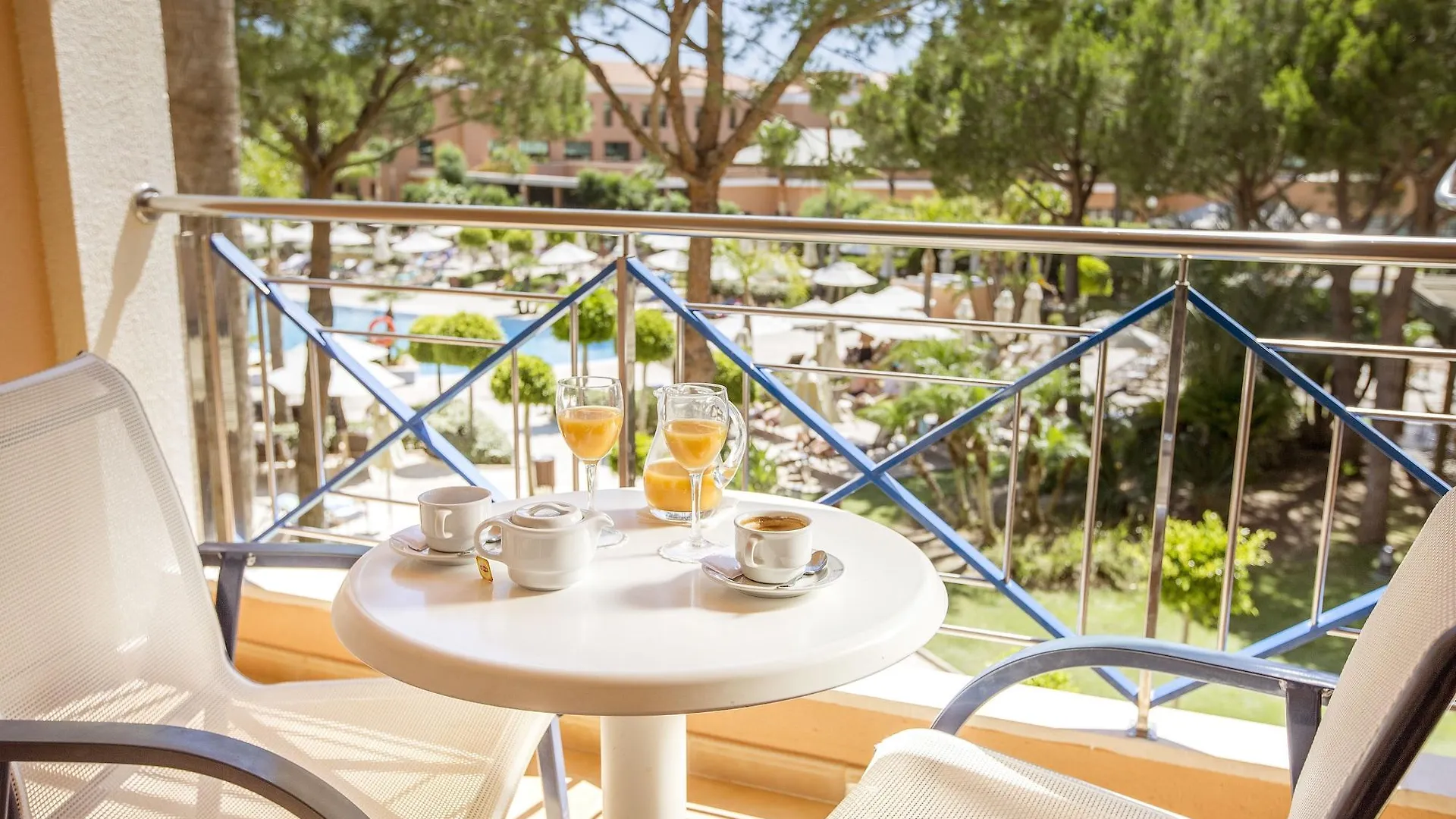 Hipotels Barrosa Garden Chiclana de la Frontera 4*,